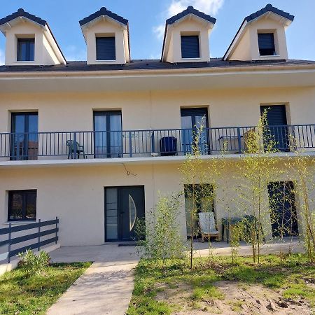 Residence De La Gare, Chambre Meublee Longjumeau Ngoại thất bức ảnh