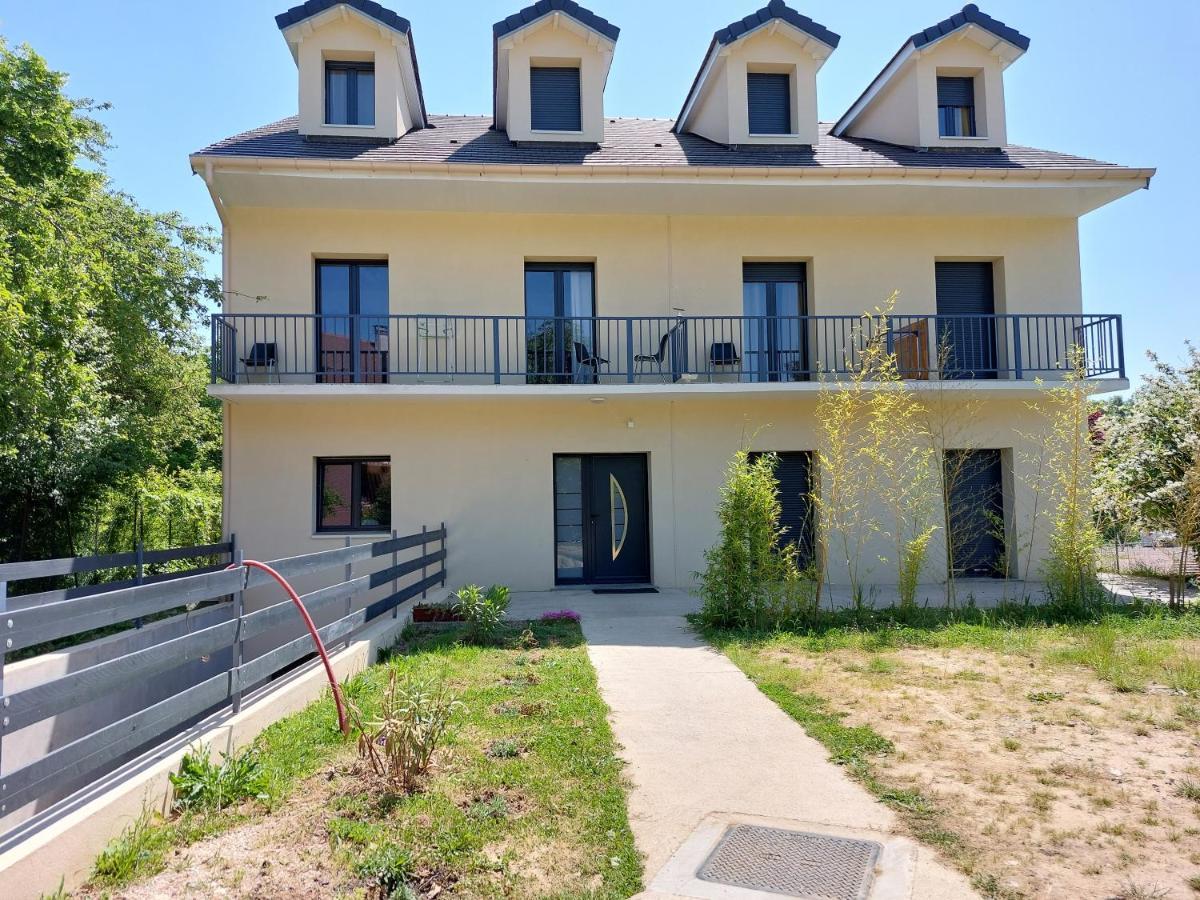 Residence De La Gare, Chambre Meublee Longjumeau Ngoại thất bức ảnh