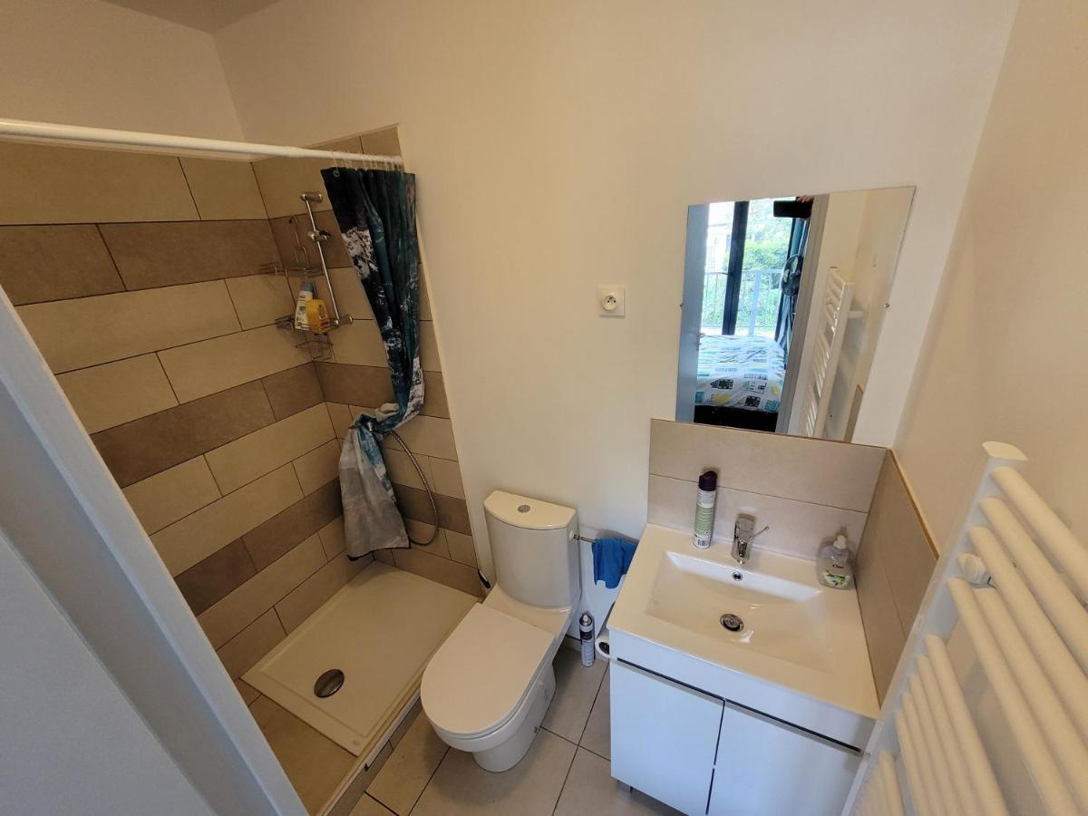 Residence De La Gare, Chambre Meublee Longjumeau Ngoại thất bức ảnh
