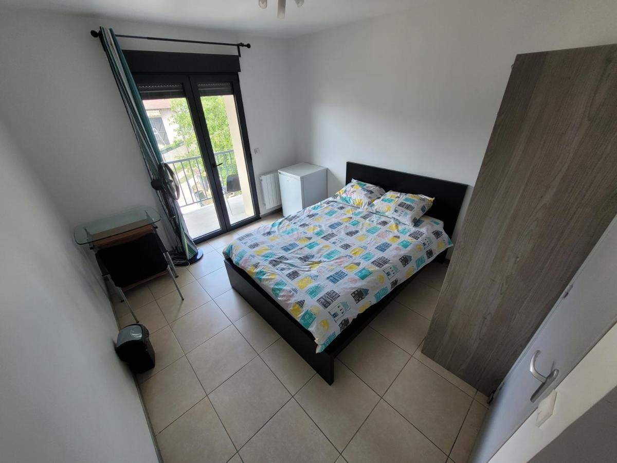 Residence De La Gare, Chambre Meublee Longjumeau Ngoại thất bức ảnh